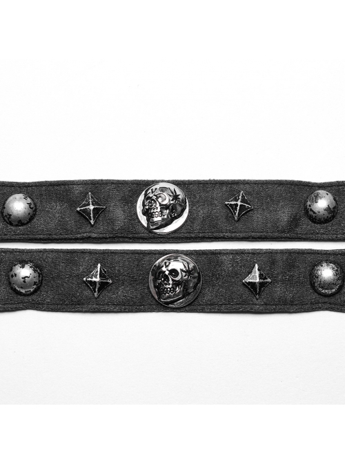 Old Look Gray Woven With Metal Skull Pattern Rivets To Decorate The Punk Style Double Neck Collar
