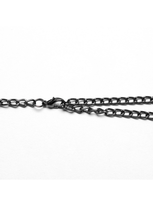 Old Look Gray Woven With Metal Skull Pattern Rivets To Decorate The Punk Style Double Neck Collar