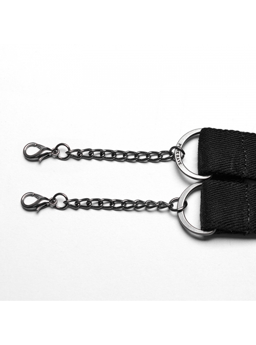 Old Look Black Woven With Metal Skull Pattern Rivets To Decorate The Punk Style Double Neck Collar