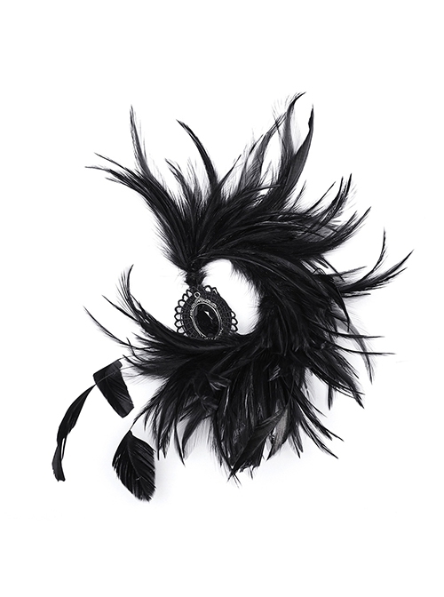 Asymmetrical Black Feathers With Crystal Embellishments Hairpin At The Bottom To Secure The Gothic Devil Feather Headdress