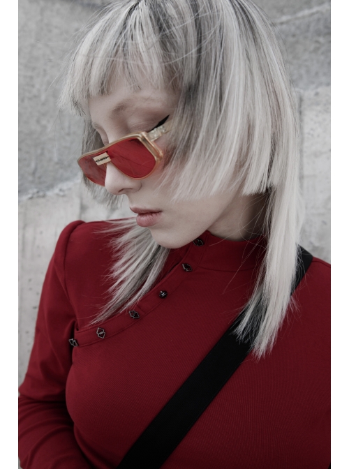 Small High Collar Neck Oblique Flap Shoulder Pad Sharp Horn Sleeve Red Punk T-Shirt