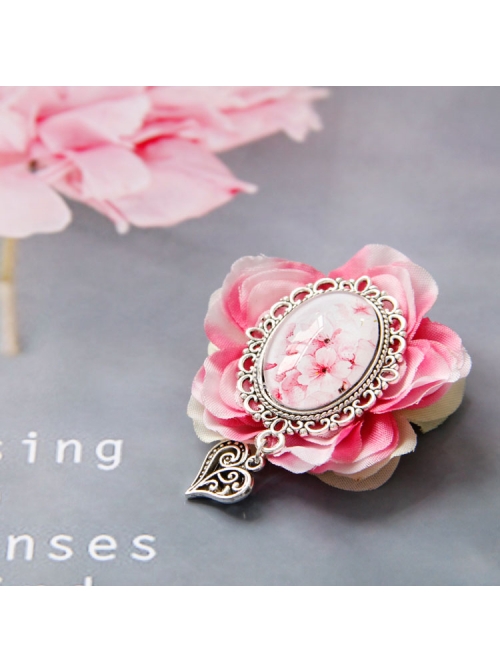 Vintage Gothic Creative Peach Blossom Brooch Heart-Shaped Corsage Brooch Fashion And Popular Fine Small Accessories