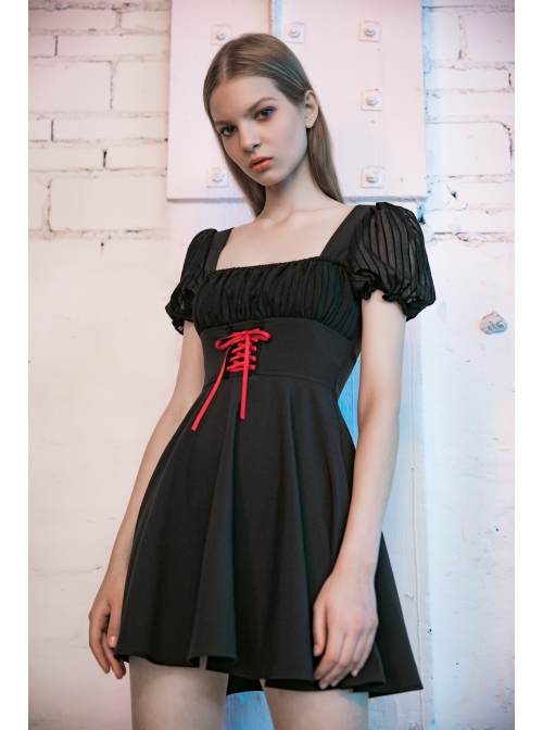 Black Mesh Bubble Sleeve Flounce Cuff Back Waist Red Lace-Up Gothic Dress