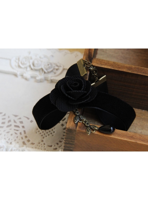 Gothic Punk Black Rose Velvet Pearl Choker