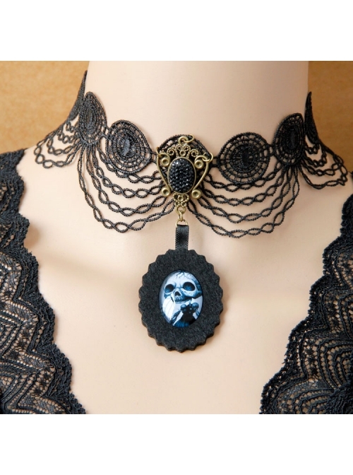 Retro Fashion Gothic Halloween Skull Pendant Black Lace Exaggerated Female Clavicle Necklace