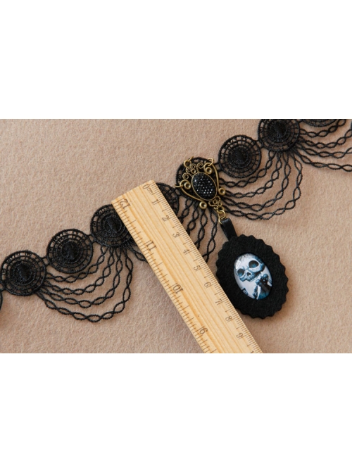 Retro Fashion Gothic Halloween Skull Pendant Black Lace Exaggerated Female Clavicle Necklace