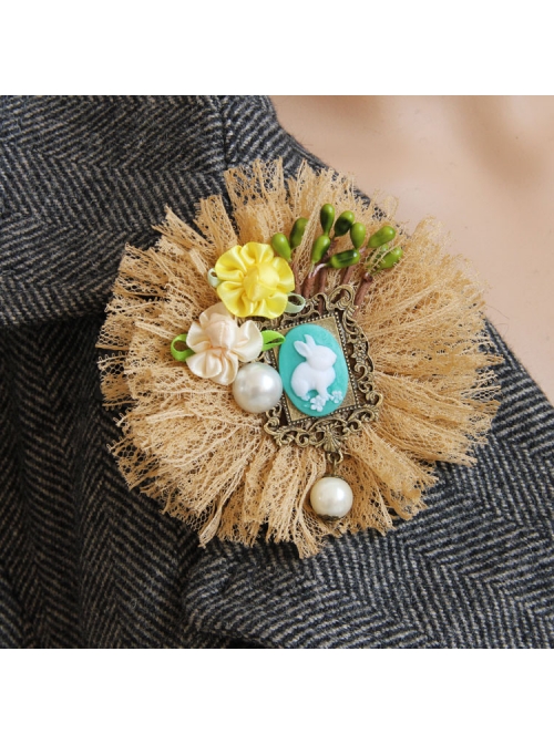 Big Flower Rabbit Pearl Beige Lace Retro Handmade Antique Female Epaulette Corsage Pin Buckle