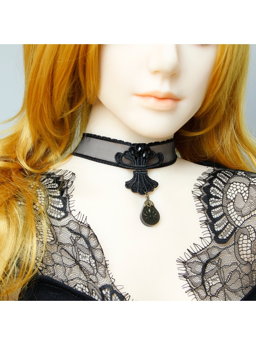 Gothic Black Short Paragraph Personality Spider Halloween Masquerade Show Exaggerated Gauze Collar