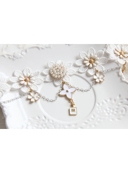 Baroque White Exaggerated Bride Wedding Dress Cherry Blossom Lace Pearl Palace Necklace