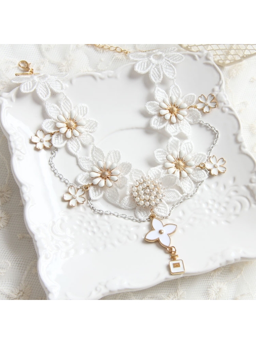 Baroque White Exaggerated Bride Wedding Dress Cherry Blossom Lace Pearl Palace Necklace