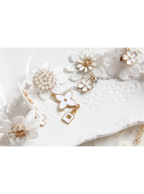 Baroque White Exaggerated Bride Wedding Dress Cherry Blossom Lace Pearl Palace Necklace