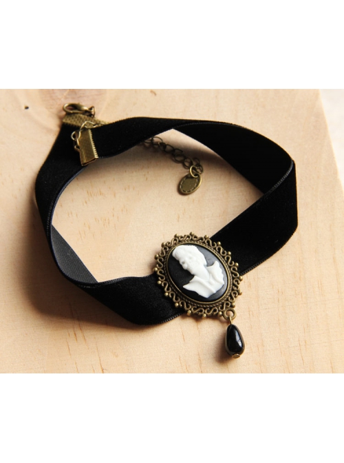 Gothic Street Demon Beauty Head Black Pearl Velvet Retro Palace Choker