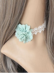 Retro Fashion Handmade Blue Flowers Female White Lace Short Necklace