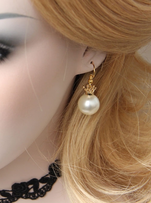 Baroque Retro White Artificial Pearl Crown Personality Female Fashion Short Earrings