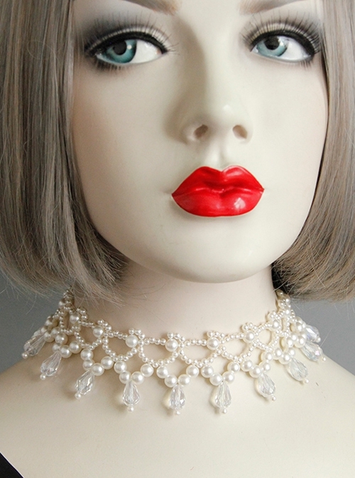 Baroque Personality Artificial Pearl Retro Fashion White Artificial Crystal Short Necklace