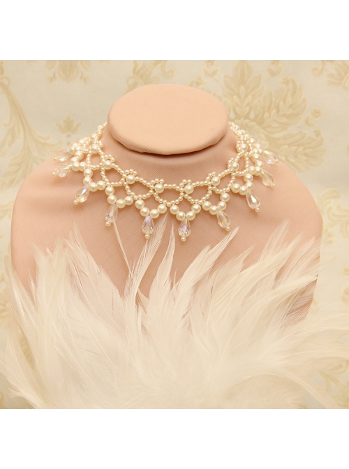 Baroque Personality Artificial Pearl Retro Fashion White Artificial Crystal Short Necklace