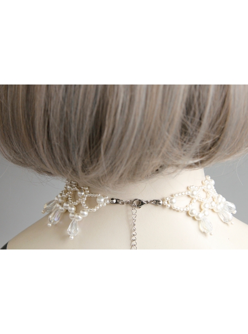 Baroque Personality Artificial Pearl Retro Fashion White Artificial Crystal Short Necklace