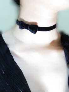 Retro Gothic Fashion Personality Simple Black Velvet Bow Short Necklace