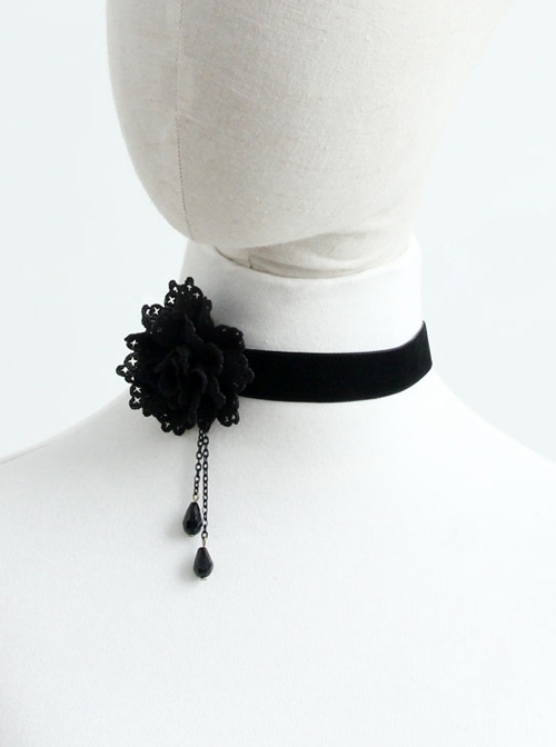 Black Gothic Retro Fashion Lace Flower Velvet Exaggerated Female Performance Choker