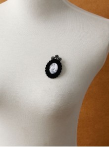 Creative Retro Fashion Black Butterfly Lace Fabric Small Brooch