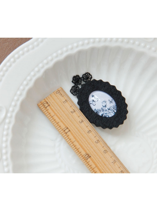 Creative Retro Fashion Black Butterfly Lace Fabric Small Brooch