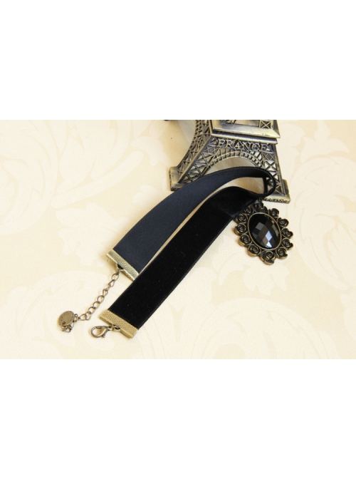 Retro Fashion Simple Gothic Black Velvet Gemstone Female Choker
