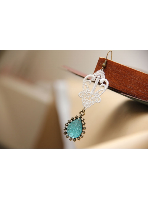 Baroque Handmade White Lace Retro Blue Gemstone Female Cute Fashion Earrings
