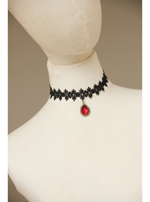 Gothic Lolita Retro Fashion Black Lace Teardrop-Shaped Ruby Female Choker