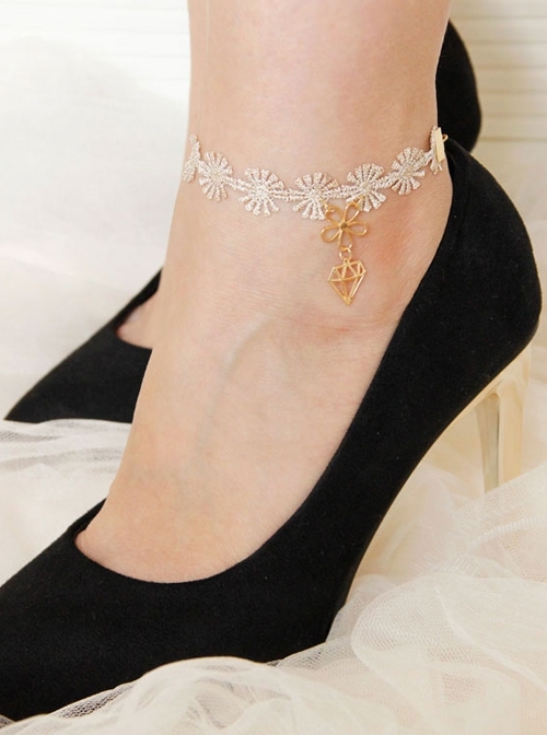 Fashion Simple Baroque White Lace Flower Golden Hollow Diamond Shaped Anklet