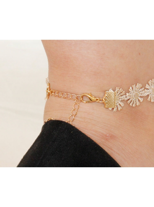 Fashion Simple Baroque White Lace Flower Golden Hollow Diamond Shaped Anklet