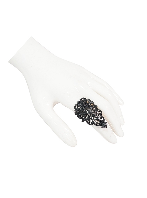 Black Gothic Hollow Pattern Alloy Ring