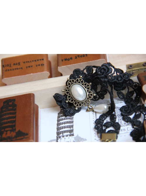 Gothic Retro Fashion Personality Black Lace Flower White Pearl Female Choker