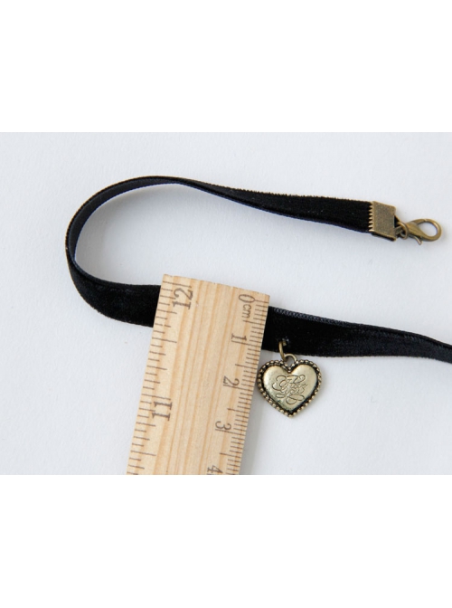 Gothic Retro Lolita Sweet Retro Love Heart Black Velvet Choker