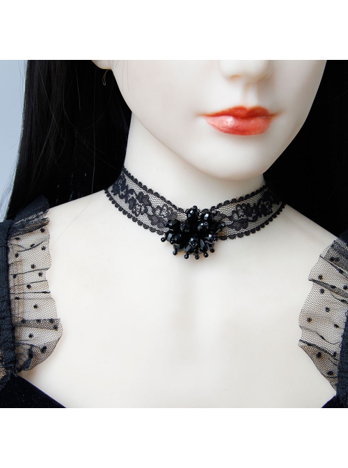 Gothic Retro Personality Lace Beaded Flower Man-Made Crystal Fashion Black Choker