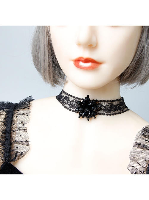 Gothic Retro Personality Lace Beaded Flower Man-Made Crystal Fashion Black Choker