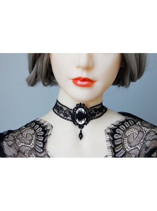 Gothic Fashion Retro Exaggerated Personality Halloween Black Lace Leather Female Pendant Collar
