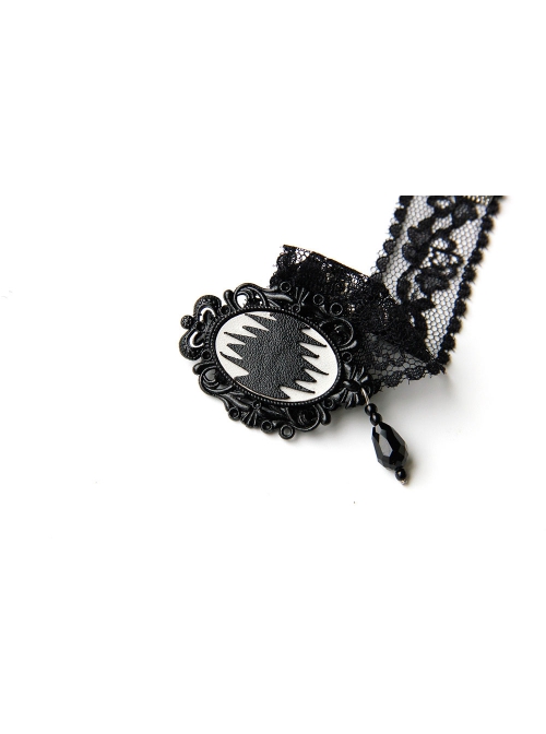 Gothic Fashion Retro Exaggerated Personality Halloween Black Lace Leather Female Pendant Collar