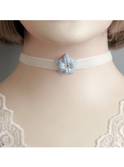 Baroque Cute Simple Wild Fashion Blue Flowers White Velvet Collar