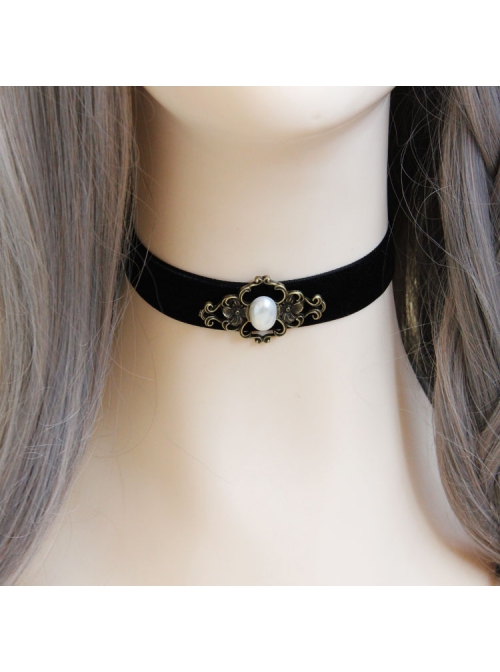 Retro Fashion Simple Black Velvet White Pearl Gothic Lolita Collar