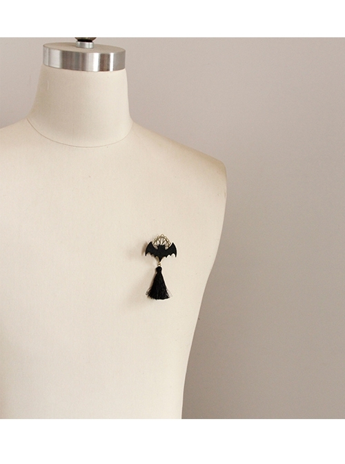 Retro Fashion Personality Halloween Party Black Bat Tassel Brooch