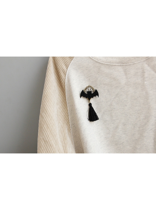 Retro Fashion Personality Halloween Party Black Bat Tassel Brooch