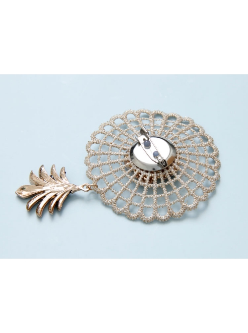 Fashion Retro Golden Lace Diamond Flower Personality Black Feather Female Brooch