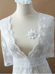 Fashion Retro Christmas Personality White Snowflake Lace Pearl Rhinestone Brooch