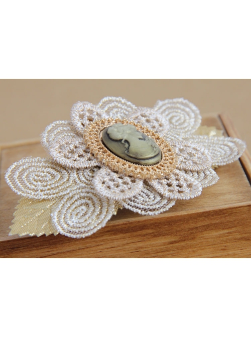 Classical Fashion Beauty Portrait Golden Lace Flower Boutique Female Handmade Hairpin