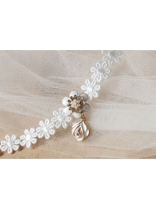Simple Fashion Baroque Rhinestones Pearl Ladies White Flowers Lace Choker