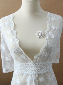 Baroque Fashion Retro White Shell Pearl Lace Lolita Lady Small Brooch