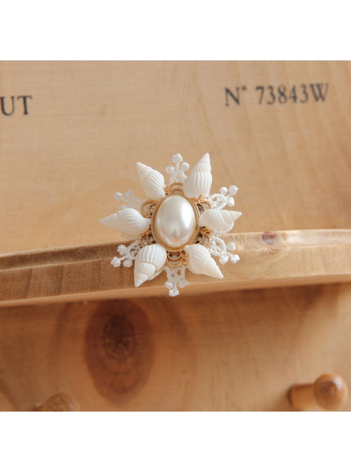 Baroque Fashion Retro White Shell Pearl Lace Lolita Lady Small Brooch