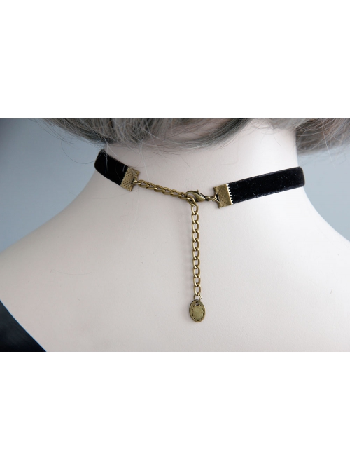 Gothic Retro Fashion Elegant Simple Black Angel Velvet Female Sexy Choker