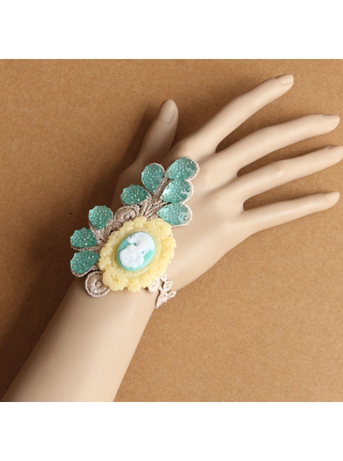Retro Fashion Elegant Beauty Head Green Crystal White Lace Female Bracelet