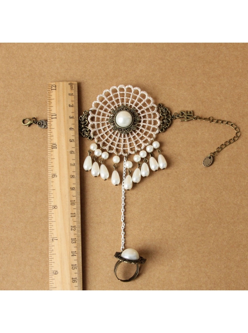 Fashion Retro Love White Pearl Golden Lace Female Bracelet With Ring One Chain